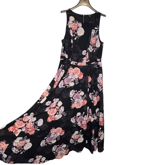 Torrid Georgette Floral Maxi Dress Romantic, Feminine, Formal, Dressy, Wedding - Picture 2 of 12